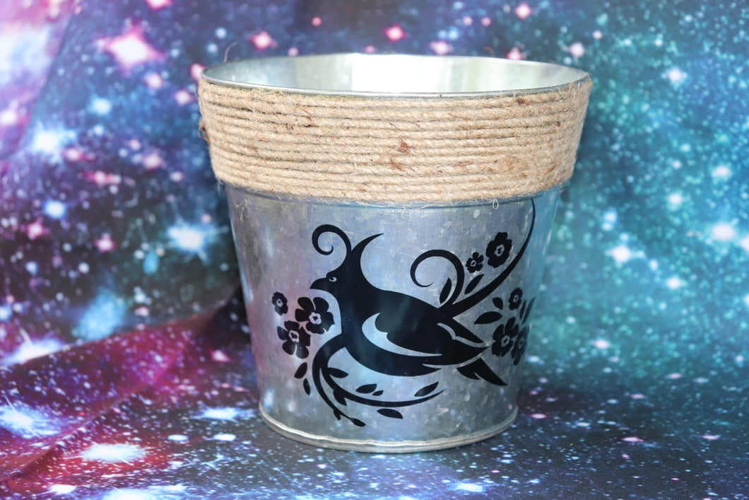 Twine & Tin Planter - Bird