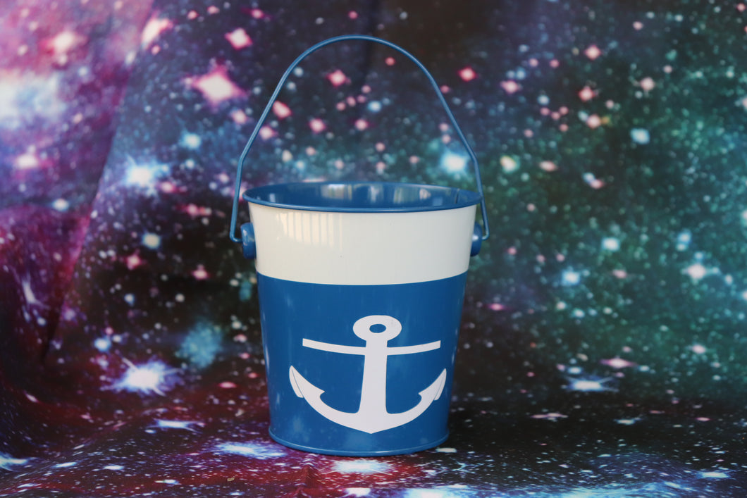 Small Tin with Anchor